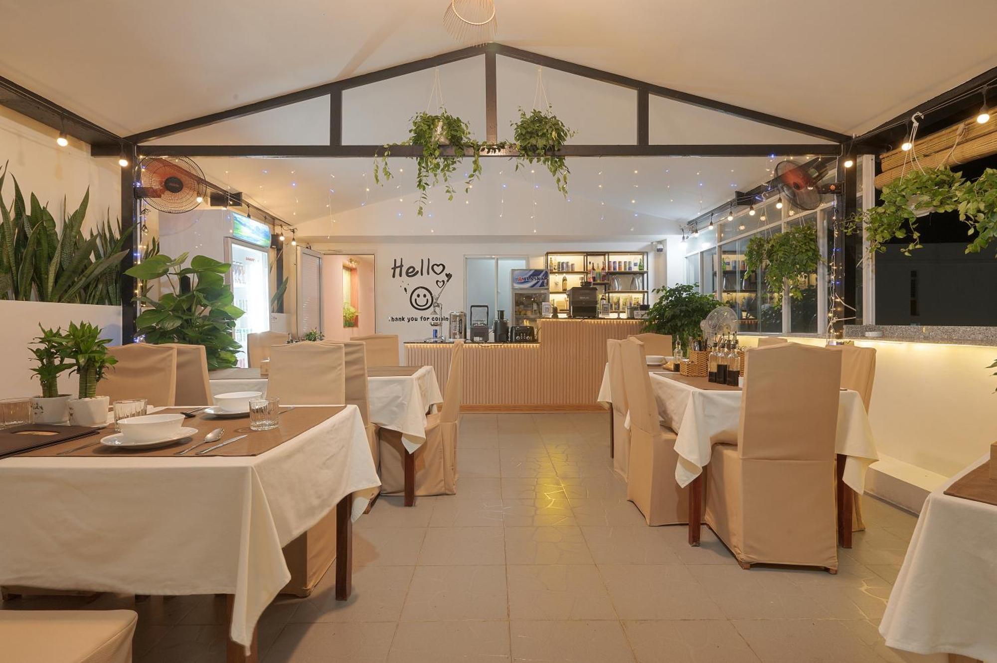 Luxy Park Hotel - Phu Quoc Centre Экстерьер фото